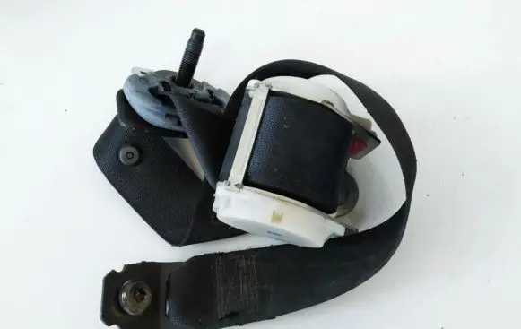 Opel Zafira A Rear seatbelt 90580905