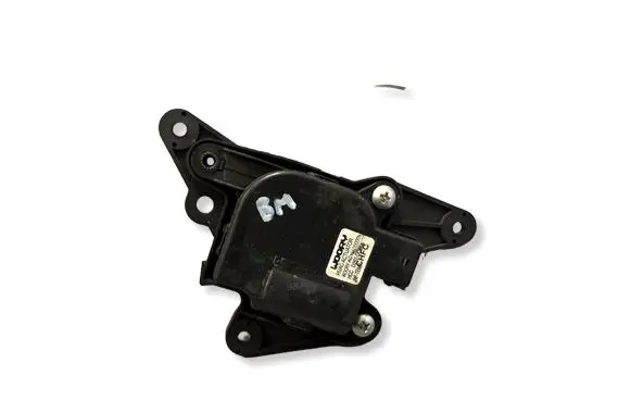 Hyundai Santa Fe Air flap motor/actuator D267DC4AA AC19600000