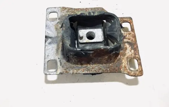 Ford Focus Engine mount bracket 98ab7m121pb 98ab-7m121-pb