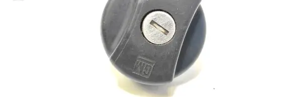 Opel Corsa B Fuel tank filler cap 