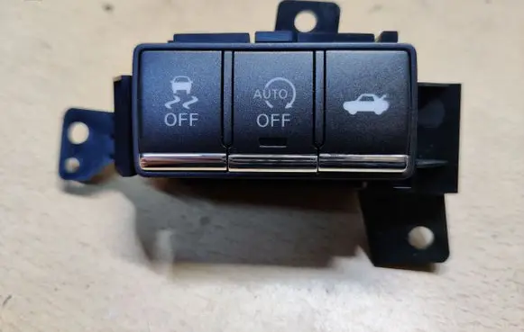 Infiniti Q50 Traction control (ASR) switch 