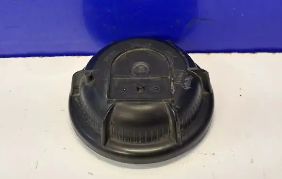 Volvo S80 Headlight/headlamp dust cover 9178538 89000387