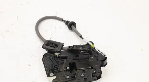 Volkswagen Golf Sportsvan Rear door lock 5K4839015Q