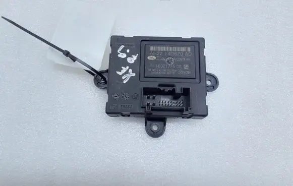 Jaguar XF X250 Door control unit/module AH2214D620AD