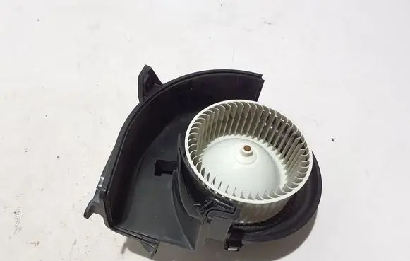 Volvo S90, V90 A/C air flow flap actuator/motor 31497372