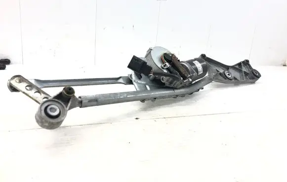 Mercedes-Benz ML W164 Front wiper linkage and motor A1648201842