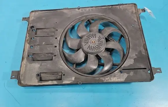 Ford Kuga I Fan set 8240563 IMPRK1562080