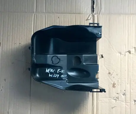 Mercedes-Benz E W211 Other interior part A2116840718