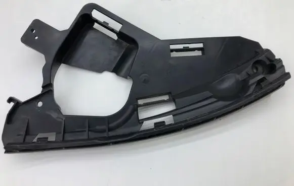 Volvo XC60 Headlight/headlamp mounting bracket 