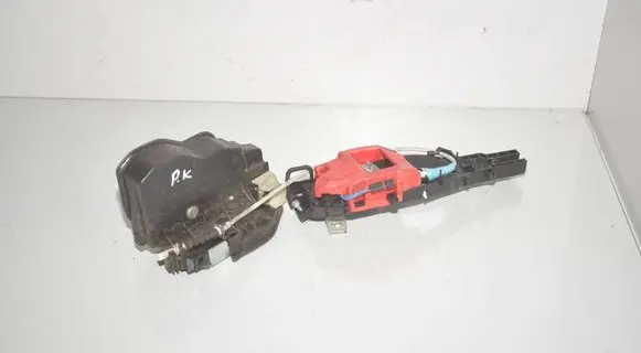 BMW 3 F30 F35 F31 Front door lock 7229461 51217229461 7318409