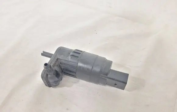 Volkswagen Golf V Windscreen/windshield washer pump 1T0955651A 181105 003312