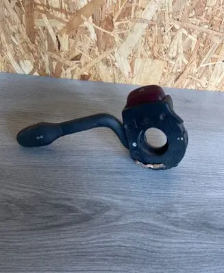 Volkswagen Golf III Indicator stalk DOTSAE0891