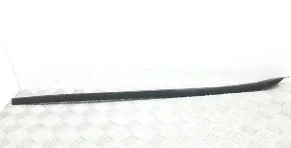 Windshield trim