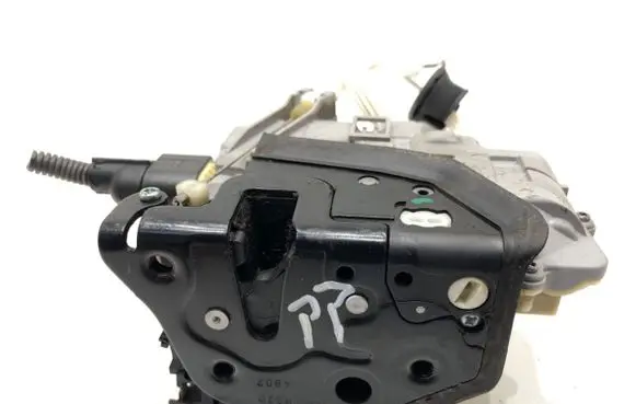 Audi Q7 4L Front door lock 3C1837016A