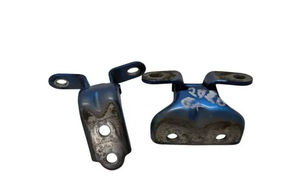Rear door hinge set