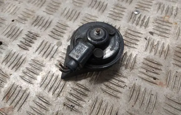 Audi A4 S4 B7 8E 8H Horn signal 8E0951223