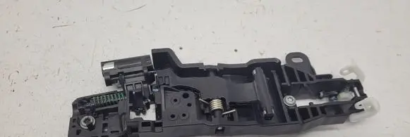 Rear door exterior handle/bracket