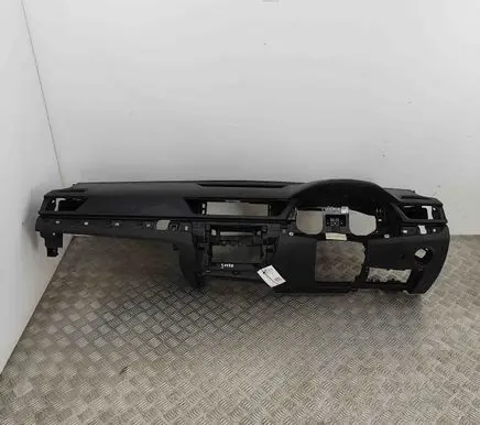 Skoda Superb B8 (3V) Dashboard 3V0857069