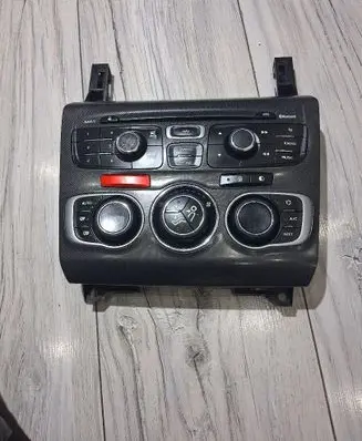 Citroen C4 II Head unit multimedia control 98040786ZD