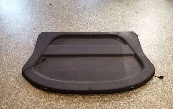 Parcel shelf