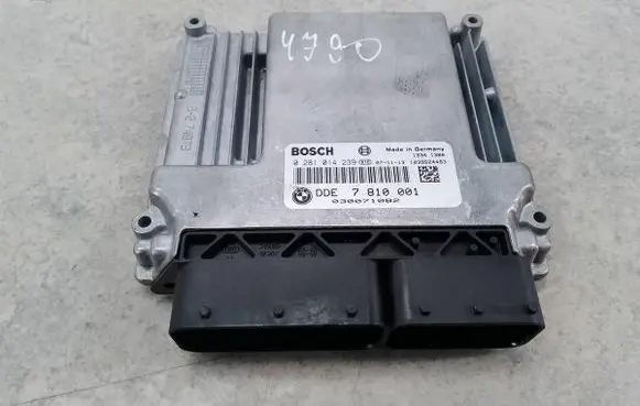 BMW 3 E90 E91 Engine control unit/module ECU 7810001