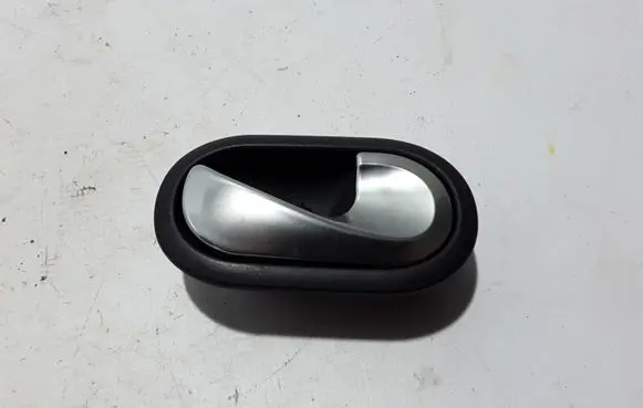 Renault Twingo III Rear door interior handle