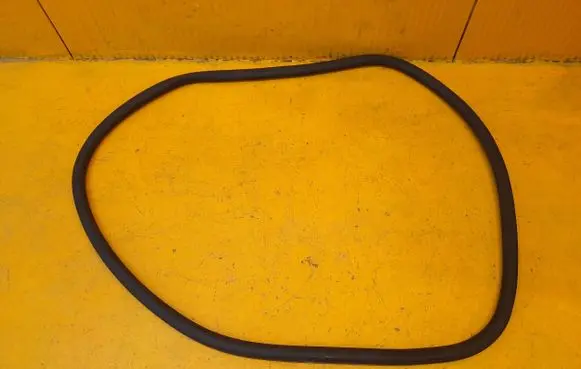 Citroen C5 X Rubber seal rear door 
