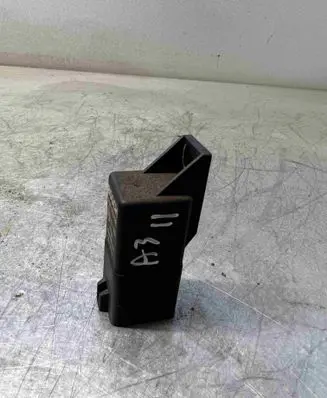 Audi A3 S3 8P Glow plug pre-heat relay 0281003038