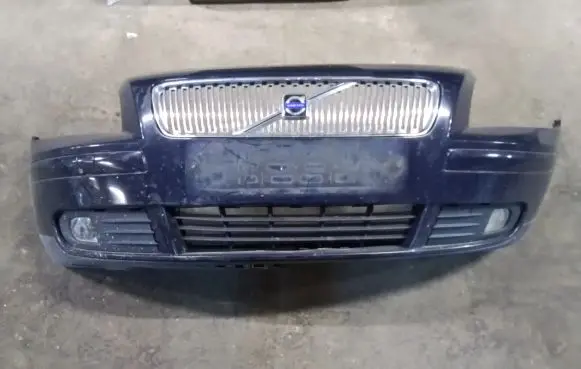 Volvo V50 Front bumper