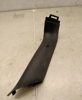 Volkswagen Golf VII Tailgate trim 5G6867713AC M7430