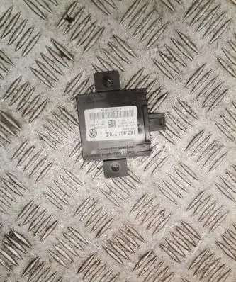 Audi A3 S3 8P Alarm control unit/module 1k0907719c