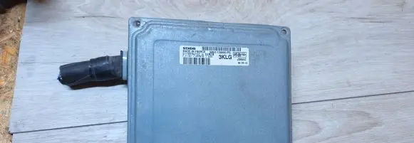 Ford Focus Engine control unit/module 5M5112A650FG 203927