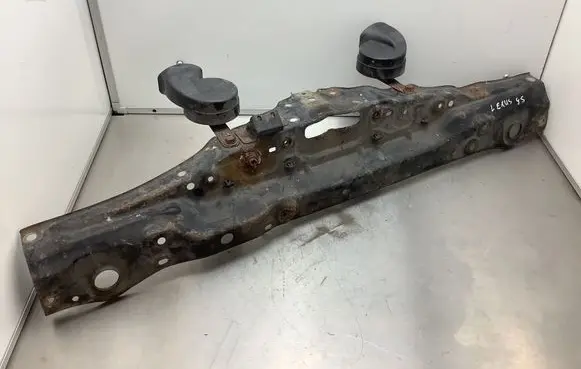 Lexus GS 300 350 430 450H Radiator support slam panel bracket