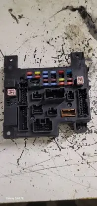 Citroen C-Crosser Fuse module 8637A318