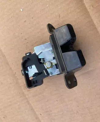 KIA Sportage Tailgate/trunk/boot lock/catch/latch 812303W000