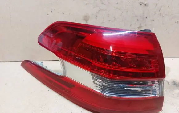Peugeot 308 Rear/tail lights 9678093980
