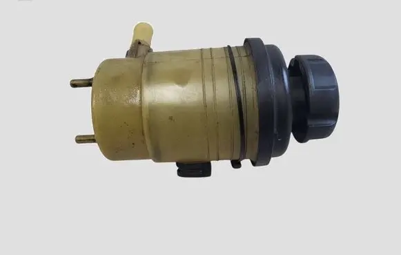 Hyundai Santa Fe Brake fluid reservoir