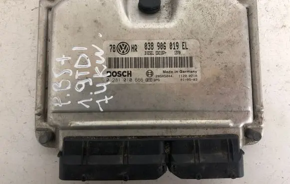 Volkswagen PASSAT B5.5 Engine control unit/module 038906019EL 0281010666