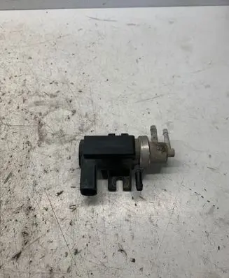 Volkswagen PASSAT B6 Valve vacuum 1J0906627A 72290325