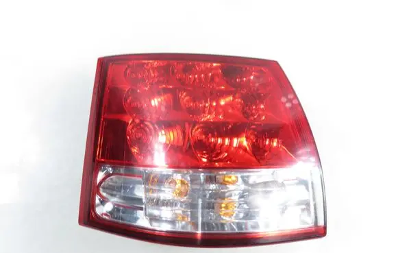 Citroen C-Crosser Rear/tail lights 22087920