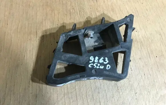 Citroen C5 Bumper support mounting bracket corner 9681315080 P0015237 20103190
