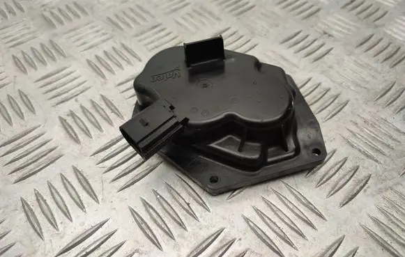 Volkswagen Transporter - Caravelle T5 EGR valve cooler 03L131512DS