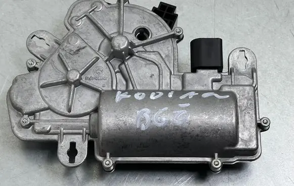 Skoda Kodiaq Tailgate/trunk/boot lift motor 5TA827887C