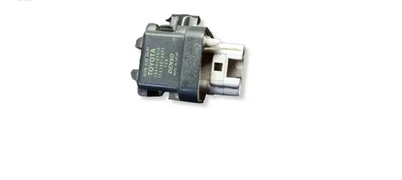 Lexus IS 220D-250-350 Glow plug pre-heat relay 2861067010