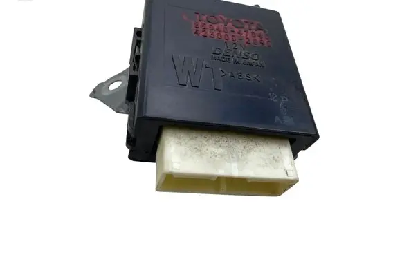 Toyota Prius+ (ZVW40) Other control units/modules 8594047040