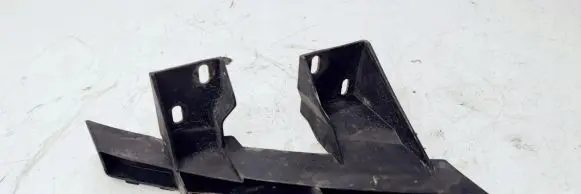 Audi Q7 4L Front bumper mounting bracket 4L0807333