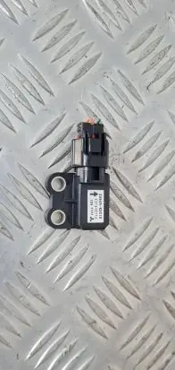 Suzuki Jimny Airbag deployment crash/impact sensor 3394582C10 X2T24371A
