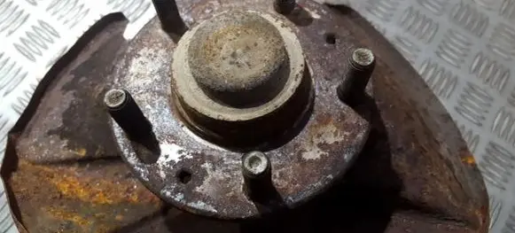 Mazda Premacy Rear wheel hub