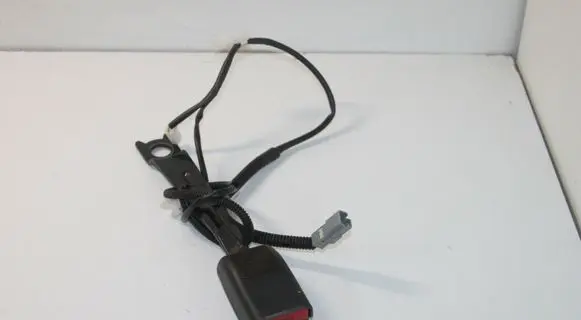 Toyota Auris E180 Front seatbelt buckle