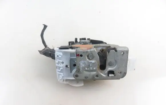Ford Mondeo Mk III Rear door lock 2S4AA26412EB